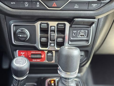 New 2026 Jeep Wrangler Unlimited Sport AWD/4WD image 15