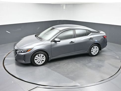 Used 2024 Nissan Sentra S image 41