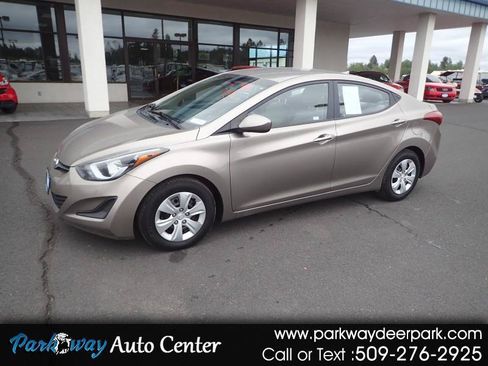 Used 2016 Hyundai Elantra SE FWD image 1