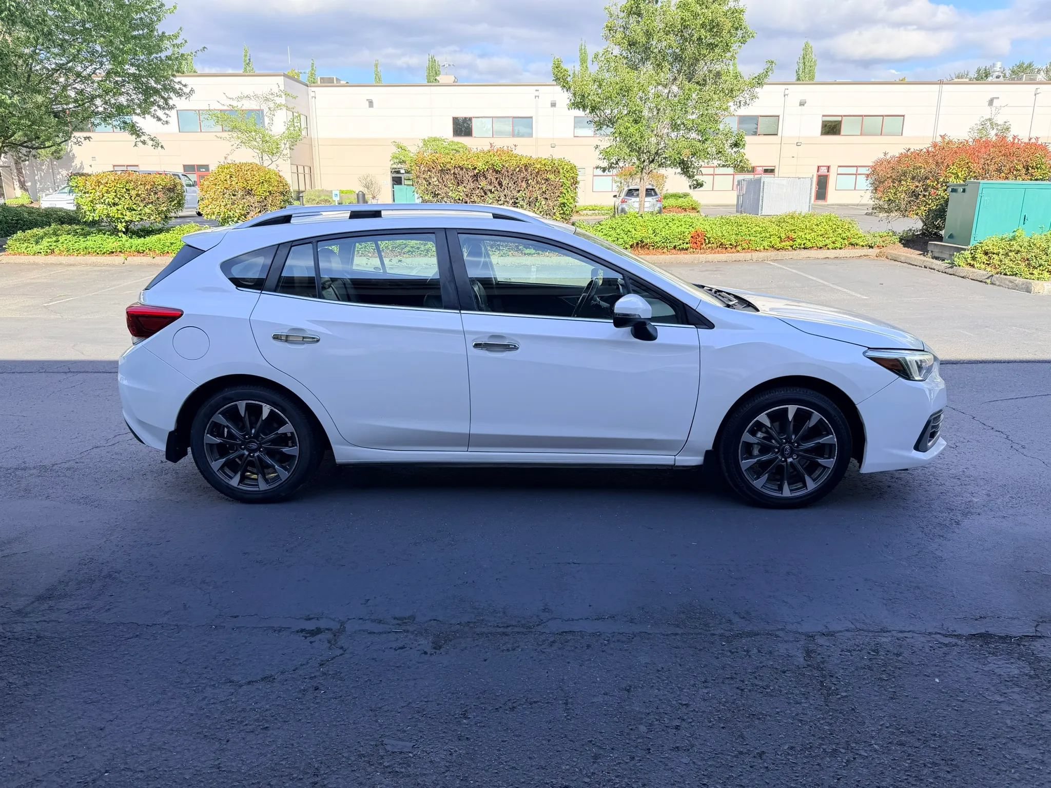 Used 2020 Subaru Impreza 2.0i Limited w/ Popular Package #2 AWD/4WD image 6