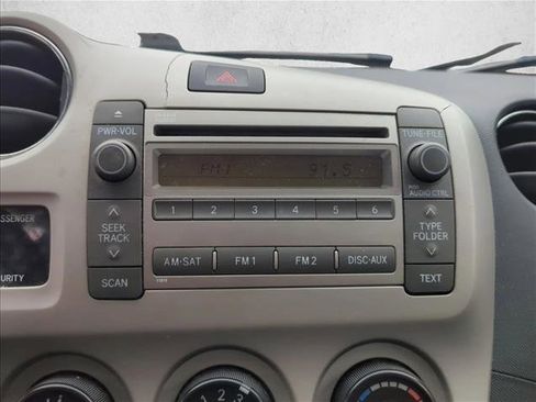 Used 2009 Toyota Matrix FWD image 14