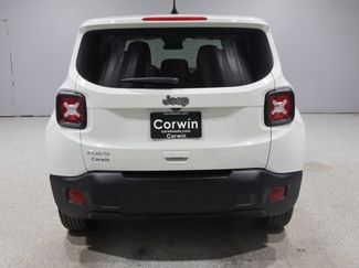 Used 2023 Jeep Renegade Latitude AWD/4WD video 3
