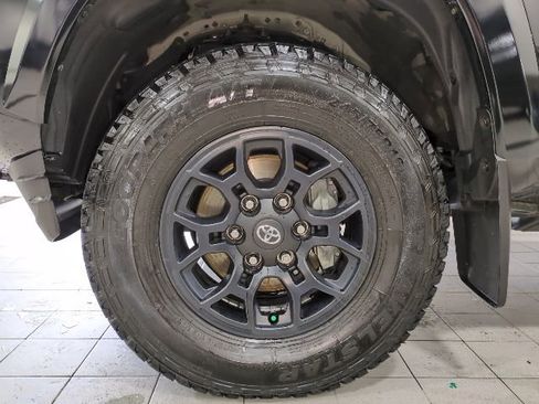 Used 2021 Toyota Tacoma SR5 image 16