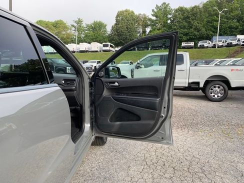 Used 2022 Dodge Durango SXT w/ Blacktop Package AWD/4WD image 15