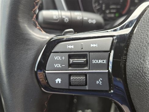 Certified 2025 Honda Pilot Sport image 25