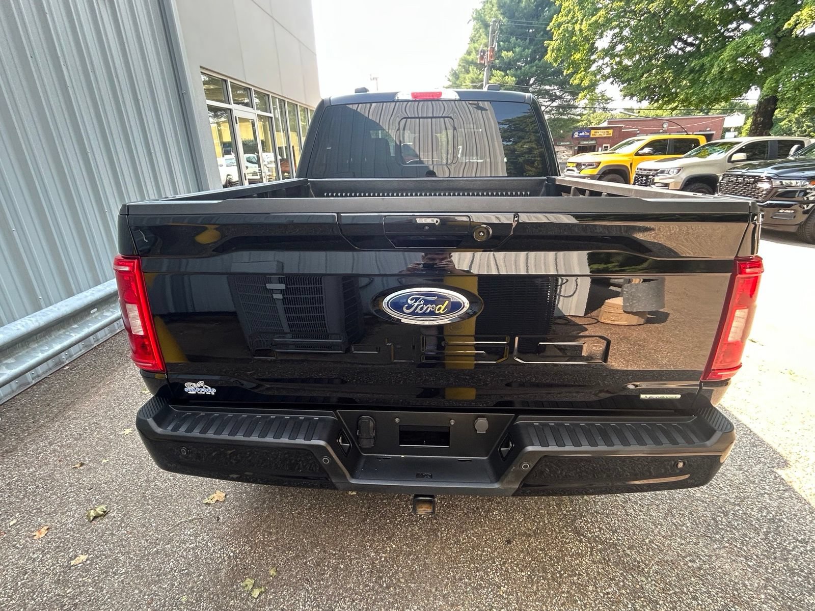 Used 2023 Ford F150 XLT w/ Equipment Group 302A High AWD/4WD image 6