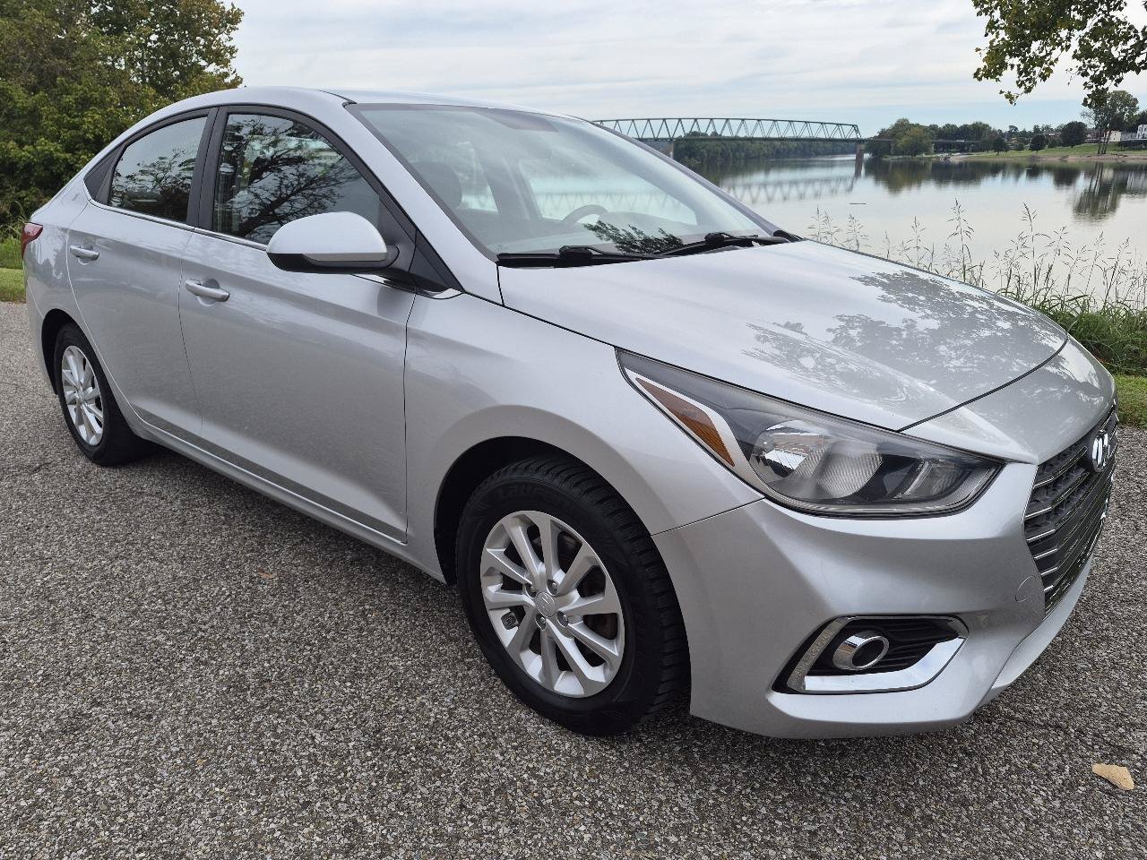 Used 2019 Hyundai Accent SEL FWD image 5