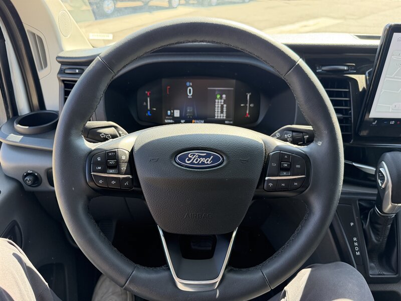Used 2026 Ford Transit 350 XLT RWD image 12