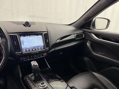 Used 2020 Maserati Levante S AWD/4WD image 15