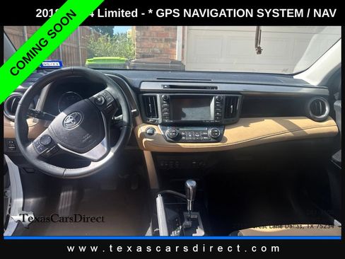 Used 2018 Toyota RAV4 Limited FWD image 7