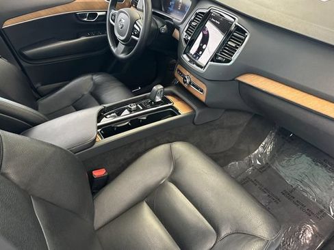 Used 2023 Volvo XC90 B5 Plus AWD/4WD image 20