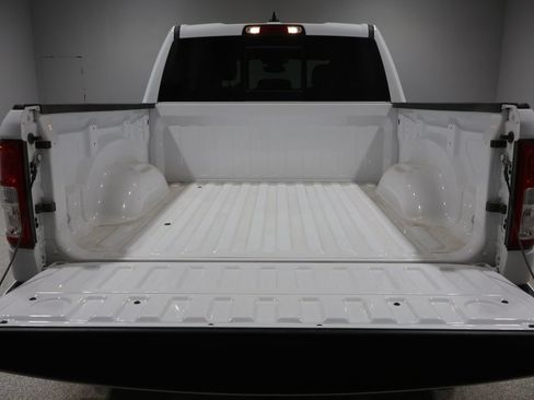 Used 2024 RAM 1500 Big Horn AWD/4WD image 4