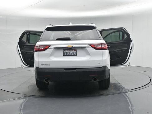 Used 2020 Chevrolet Traverse LT w/ LT Premium Package FWD image 35