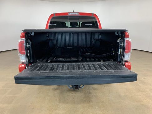 Used 2020 Toyota Tacoma TRD Sport image 12