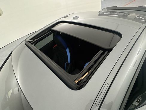 Used 2025 BMW M2 image 23