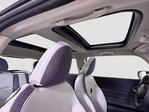 Certified 2025 MINI Cooper S FWD image 18