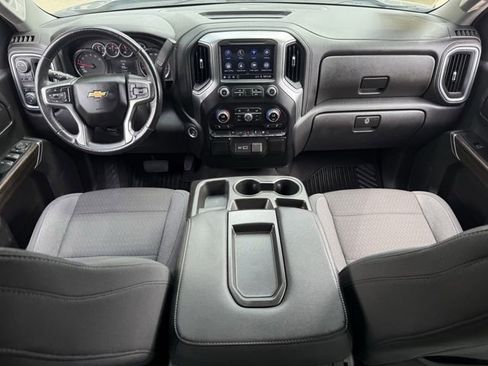Used 2022 Chevrolet Silverado 1500 LT AWD/4WD image 16