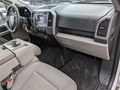 Used 2015 Ford F150 XLT w/ Trailer Tow Package image 18