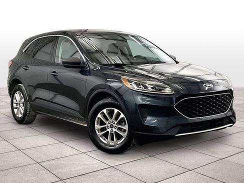 Used 2022 Ford Escape SE w/ Convenience Package AWD/4WD image 2