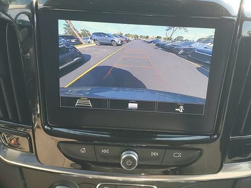 Certified 2021 Chevrolet Traverse LT FWD image 26
