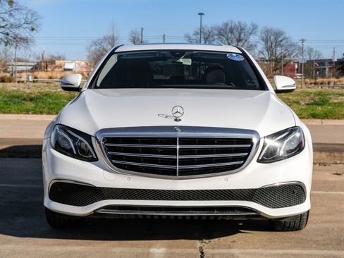 Used 2017 Mercedes-Benz E 300 image 5
