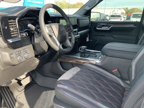New 2025 Chevrolet Silverado 1500 RST AWD/4WD image 32