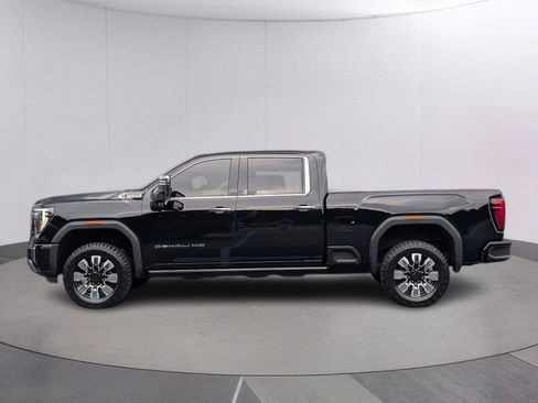 Used 2025 GMC Sierra 2500 Denali w/ Denali Reserve Package AWD/4WD image 2