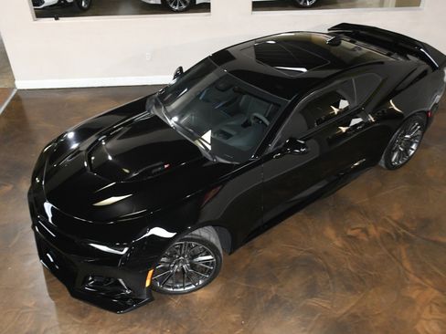 Used 2023 Chevrolet Camaro ZL1 image 74