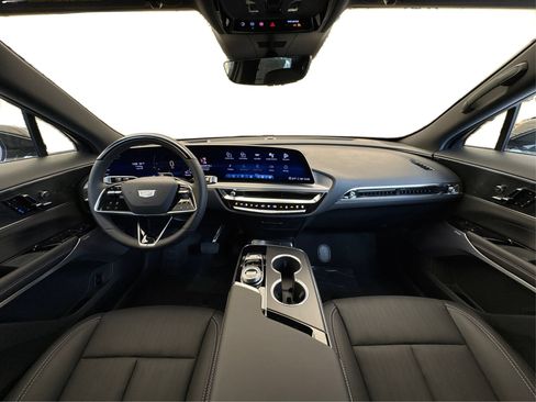 New 2026 Cadillac Lyriq Premium Luxury RWD image 22