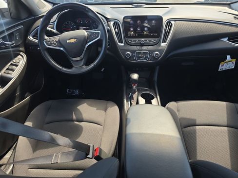 Used 2022 Chevrolet Malibu RS image 16