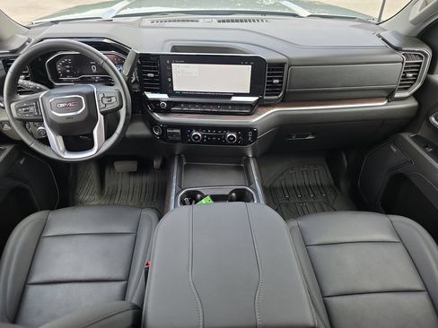 Used 2025 GMC Sierra 2500 SLT w/ SLT Premium Package AWD/4WD image 13