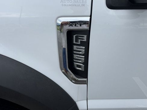 Used 2020 Ford F550 2WD Regular Cab Super Duty w/ XLT Value Package image 15