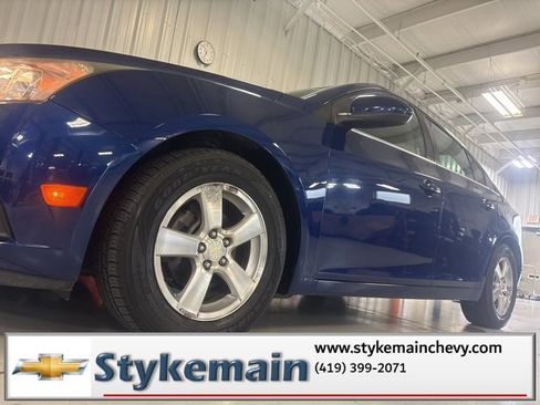 Used 2013 Chevrolet Cruze LT image 9
