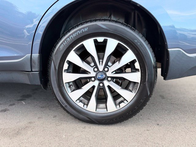 Used 2017 Subaru Outback 2.5i Limited AWD/4WD image 29