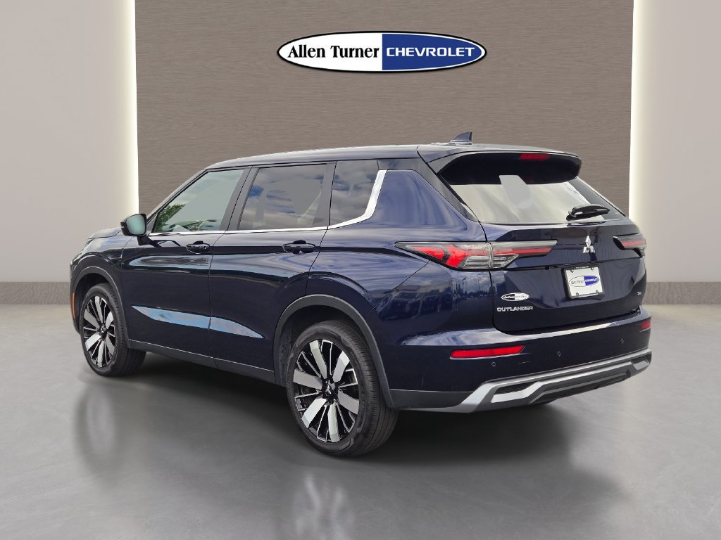 Used 2025 Mitsubishi Outlander SE AWD/4WD image 8