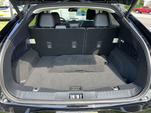 Used 2025 Ford Mustang Mach-E Premium RWD image 11