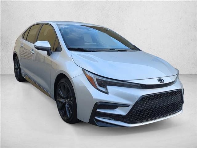 Certified 2026 Toyota Corolla SE FWD image 3