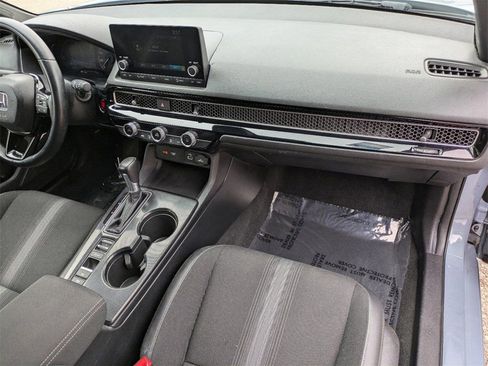 Used 2022 Honda Civic Sport image 28