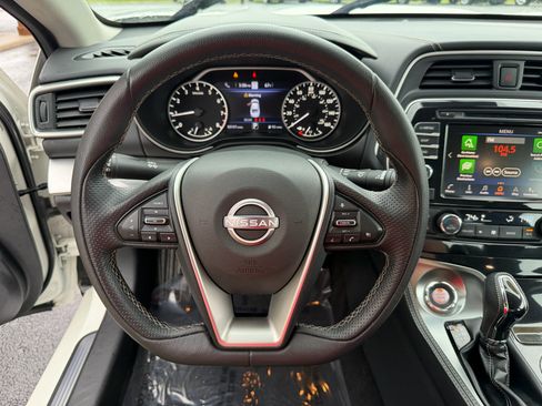 Used 2023 Nissan Maxima SV w/ Floor Mat Group image 23