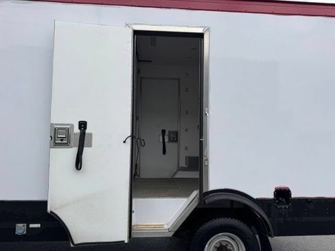 Used 2023 Ford E-350 and Econoline 350 Super Duty w/ Power Windows & Locks Group RWD image 21