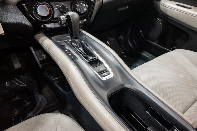 Used 2021 Honda HR-V LX image 21