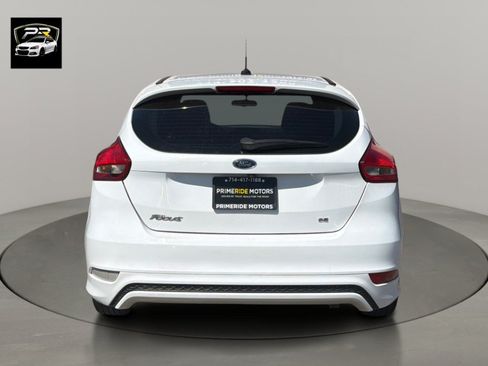 Used 2015 Ford Focus SE w/ SE Sport Package FWD image 4