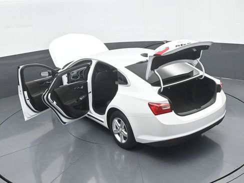 Used 2022 Chevrolet Malibu LS image 59