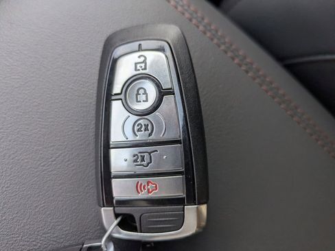 New 2026 Ford Explorer Active w/ Active Comfort Package image 34