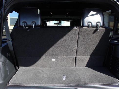 Used 2017 Lincoln Navigator Select image 13