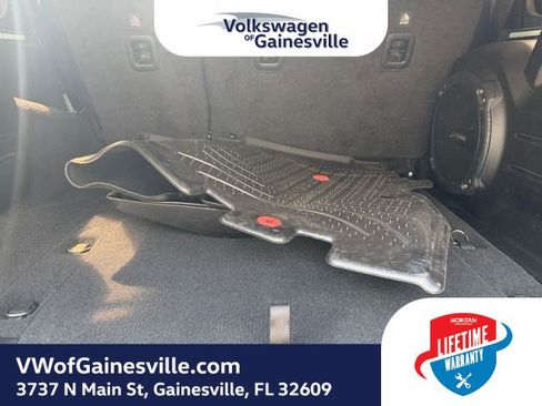 Used 2018 Jeep Wrangler Unlimited Sahara AWD/4WD image 7