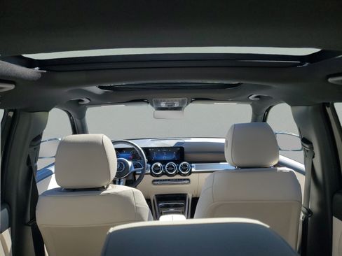 Certified 2026 Mercedes-Benz GLB 250 image 7