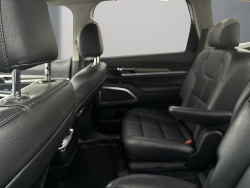 Used 2021 Kia Telluride EX w/ EX Premium Package AWD/4WD image 11