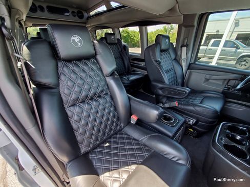 Used 2023 Chevrolet Express 2500 RWD image 14