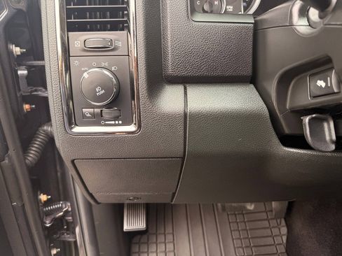 Used 2015 RAM 1500 Sport w/ Remote Start & Security Group AWD/4WD image 12